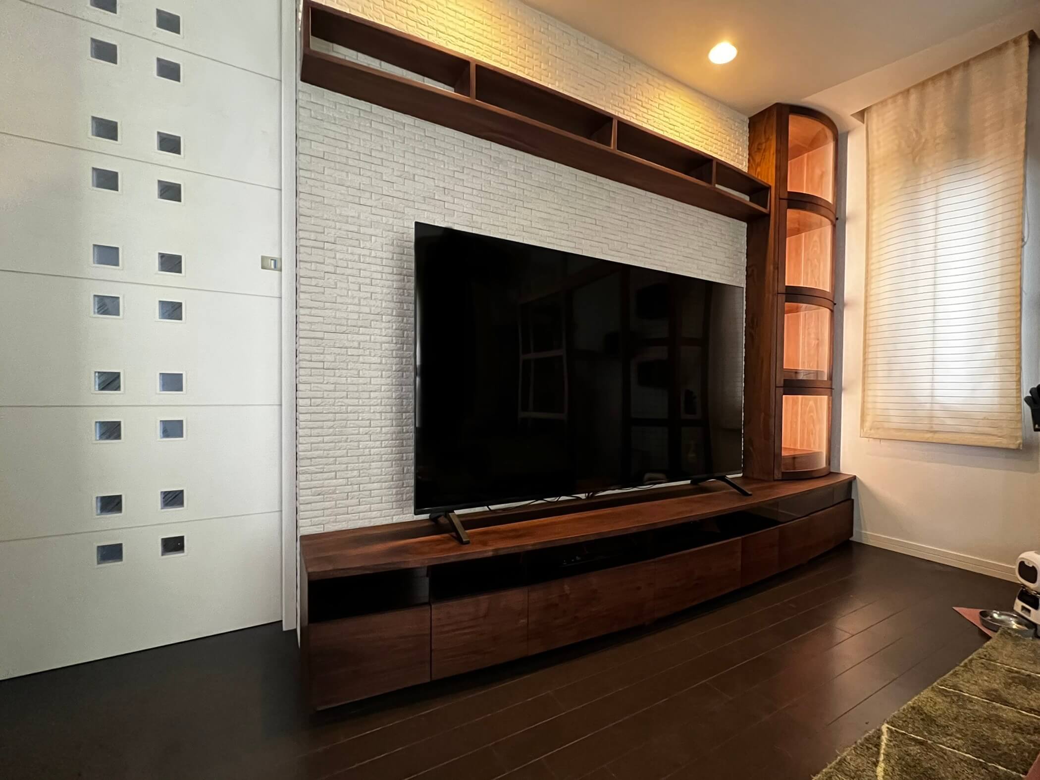 大型テレビボード